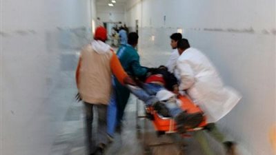 إصابة 4 أشخاص إثر تناول وجبة 