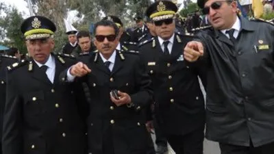 أمن الإسماعيلية يضبط 13 متهما بحوزتهم أسلحة بيضاء 