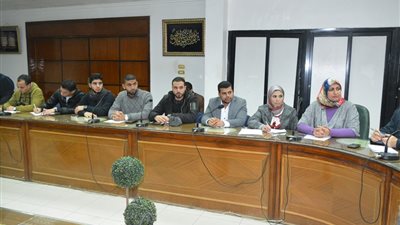 محافظ سوهاج يعقد اجتماعا لتنفيذ قرار تشطيب وطلاء واجهات المنازل 