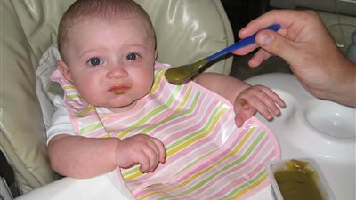 كيف تجعلين طفلك يُفضل تناول الخضار؟