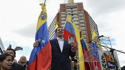 فنزويلا.. زعيم المعارضة يزلزل الأرض تحت أقدام مادورو بدعم أمريكي