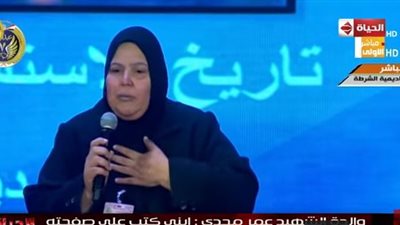 والدة الشهيد عمر مجدي: ابني كتب على صفحته قبل استشهاده 