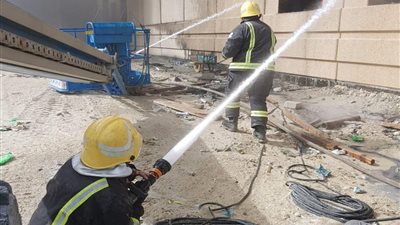 مدني الدمام يخمد حريقا اندلع في مبنى بجامعة الإمام عبدالرحمن بن فيصل