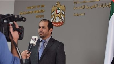 لبنان: سفير الإمارات في بيروت يلم شمل نحو 30 عائلة