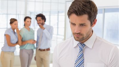 دراسة: التعرض للمضايقات والتنمر أثناء العمل يزيد من مخاطر أمراض القلب