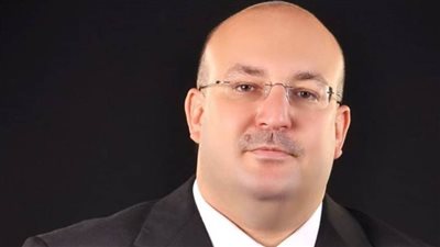 البنا: تهنئة من القلب لكل من ضحى ويضحي من رجال الشرطة 