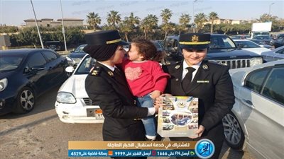 الشرطة والشعب يحتفلون بعيد الشرطة في جميع ميادين الجمهورية (صور)