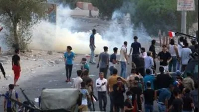 محتجون يقتحمون مقرا للجيش التركي في دهوك ويحرقونه  