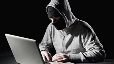 فرنسا.. مخاوف من هجمات إلكترونية 