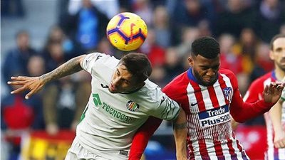 أتليتكو مدريد يواصل مطاردة برشلونة بالفوز على خيتافي بثنائية في الليجا