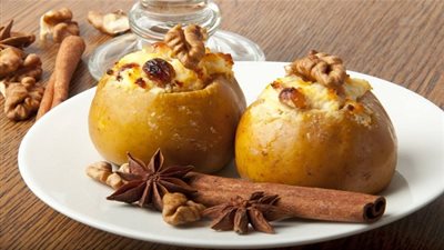 طريقة سهلة لعمل التفاح المشوي