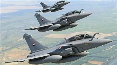 خبير علاقات دولية: زيارة الرئيس الفرنسي ستشمل توسيع التعاون الأمني بين البلدين