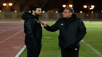 احمد حسن مكي عن حسام غالي: ملتزم أكثر من لاعبي الجونة 