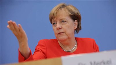 ميركل: نعمل على إبعاد القوات الإيرانية من الجولان