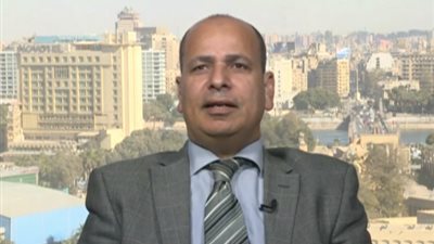  خبير اقتصادي: تدفق العملة الأجنبية بالبنوك وراء تراجع الدولار (فيديو)