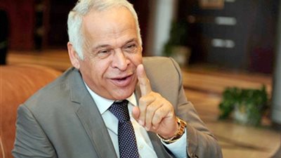 فرج عامر: قمة 