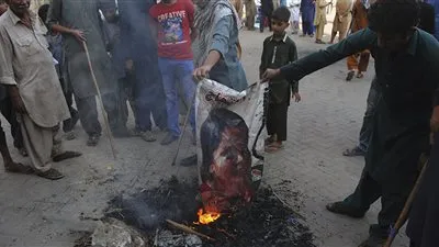 المحكمة العليا في باكستان تُعيد النظر في براءة 