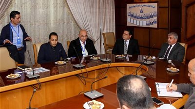 وفد من EDT Offshore العالمية يدرس الإستثمار بميناء دمياط 