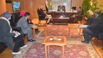 محافظ الفيوم يستقبل مدير البرنامج الأوربي المشترك للتنمية الريفية بمصر (صور)