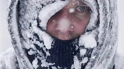 ثلثا سكان أمريكا يواجهون 