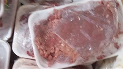 ضبط ٤٥٠ كيلو لانشون منتهي الصلاحية في مزرعة أسماك بدمياط 