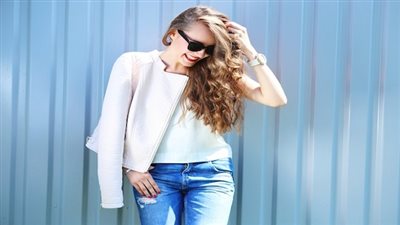 طرق تنسيق البنطلونات الجينز موضة شتاء 2019 (صور)