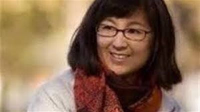 من هي المصممة الأمريكية 