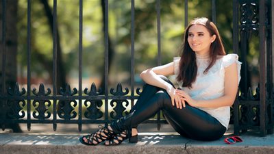 السراويل الجلدية أحدث موضة في شتاء 2019.. إليكِ طرق تنسيقها (صور)