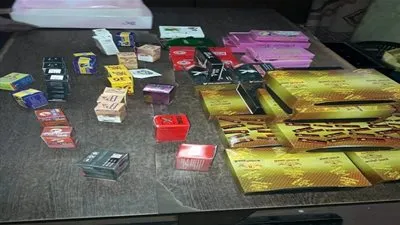 ضبط صاحب محل ملابس وبحوزته 356 عبوة منشطات جنسية بدون بيانات بالجيزة