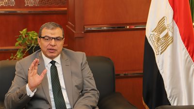 القوى العاملة: إلغاء وإيقاف نشاط 6 شركات لإلحاق العمالة بالخارج