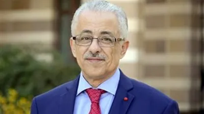 وزير التعليم يواجه تسريب المستندات بشأن 