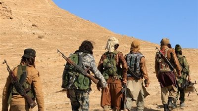 واشنطن تطالب بإعادة المقاتلين الأجانب المعتقلين بسوريا