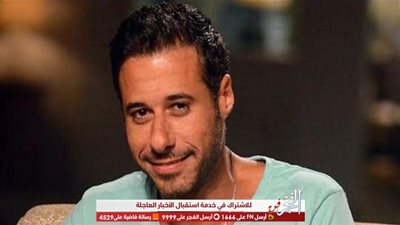 أحمد السعدني ينشر صورته برفقة نبيل الحلفاوي