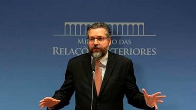 البرازيل: ما يحدث في فنزويلا 