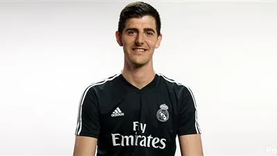 كورتوا يفضل تعاقد ريال مدريد مع زميله السابق في تشيلسي على نيمار