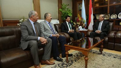 وزير الشباب والرياضة: دعم الملاعب المفتوحة وتطوير 13 ملعب واعتماد 500 ألف جنيهًا لبرج مغيزل والجزيرة الخضراء