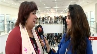 وزيرة الثقافة: حضور الشباب معرض الكتاب 