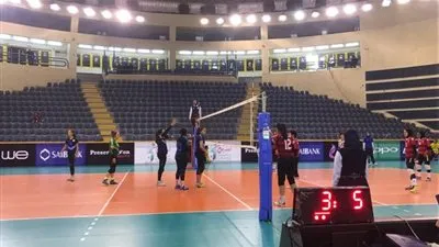 الدفاع الحسني المغربي يفوز 3/0 على المحرق البحريني بالبطولة العربية للطائرة