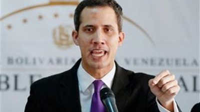 واشنطن تدعو الجيش الفنزويلي للانضمام إلى خوان جوايدو