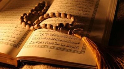 ما حكم قراءة القرآن للحائض؟