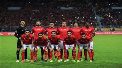 سيد عبد الحفيظ يكشف موقف رائع لنجم الأهلي مع لاسارتي قبل موقعة سيمبا