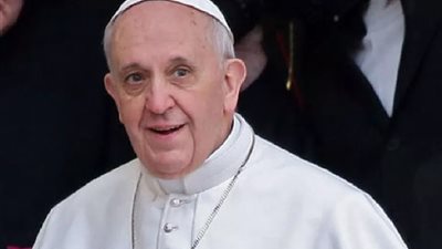 يرفض الربط بين الإسلام والإرهاب.. من هو البابا فرنسيس الأول؟