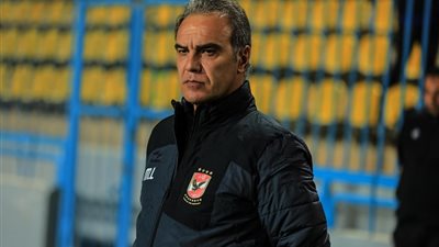 مهاجم الأهلي يشكو من تجاهل لاسارتي 