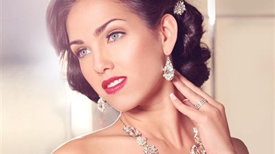 عند شراء مجوهرات زفافك.. أشياء عليك تجنبها 