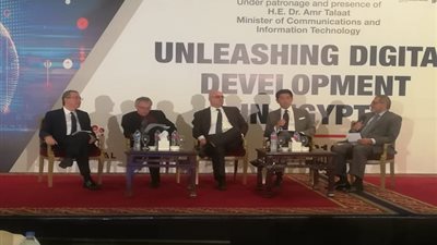 وزارة الاتصالات وتكنولوجيا المعلومات تنظم ورشة عمل حول سبل دفع الاقتصاد الرقمي في مصر