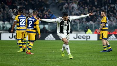 يوفنتوس يحتفل بعيد ميلاد كريستيانو رونالدو على بطريقة خاصة (صورة)                 