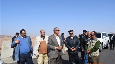 محافظ البحر الأحمر: ما تم إنشاؤه من سدود نجح في حماية رأس غارب من السيول