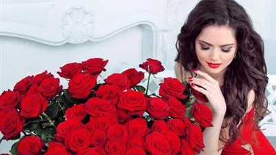 في عيد الحب.. اكتشف أسباب أهمية الورد للمرأة