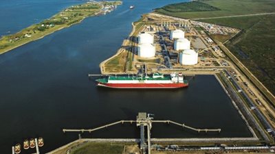 صحيفة فرنسية: أمريكا تزيح قطر من قائمة أكبر مصدري الغاز قريبا