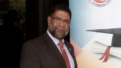 علي سعد علي يستنكر التعامل مع الأطباء البيطريين كالعاملين بالقطعة